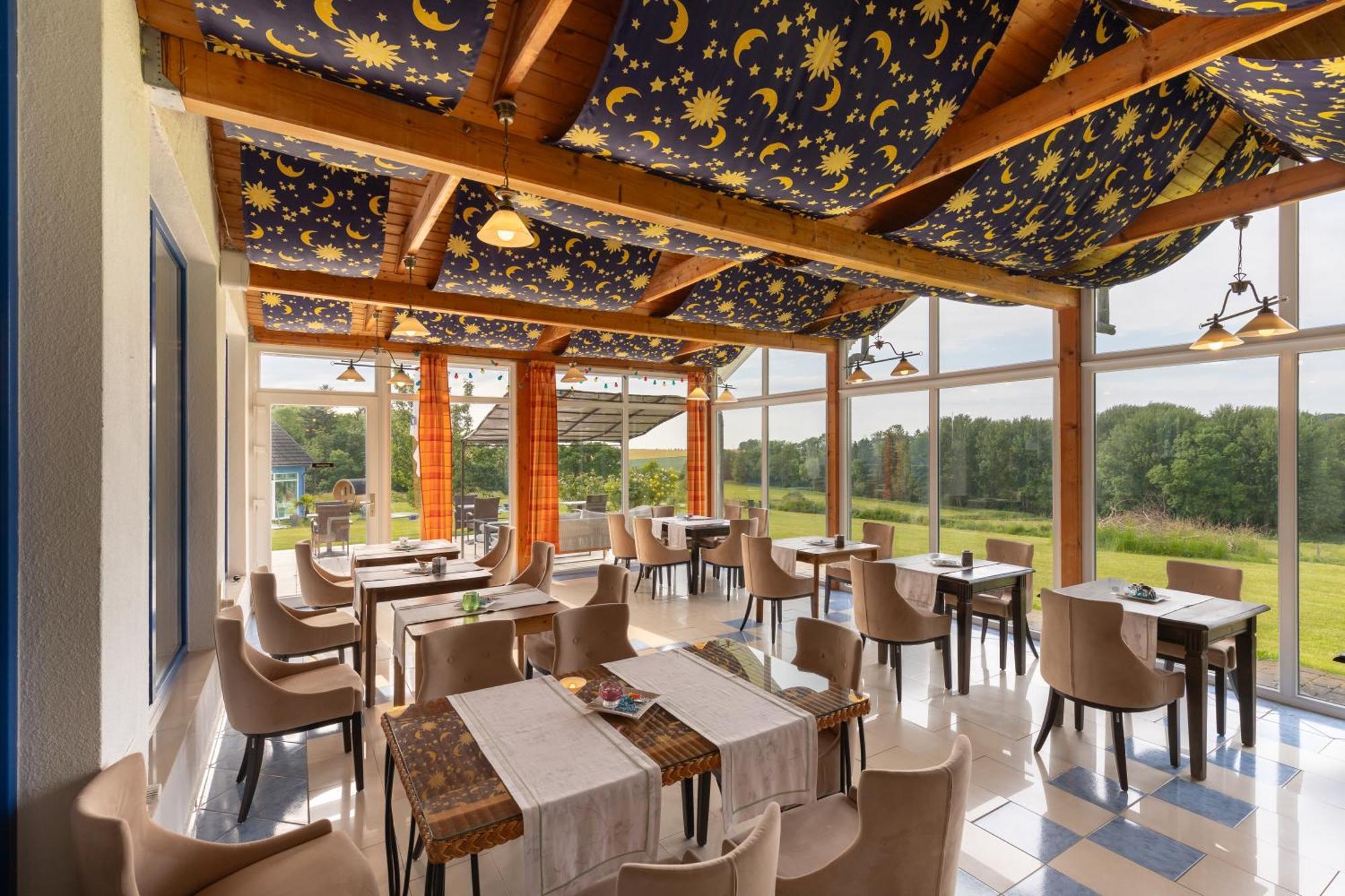 Hotel Klaus Stoertebeker Ральсвик Экстерьер фото