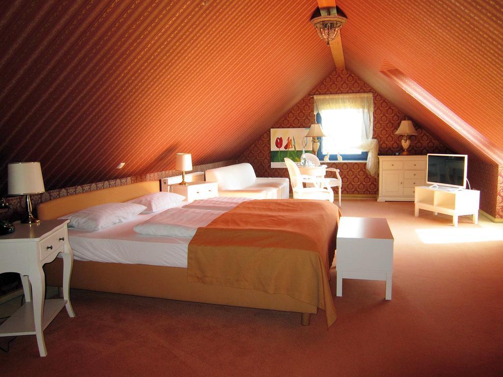 Hotel Klaus Stoertebeker Ральсвик Экстерьер фото